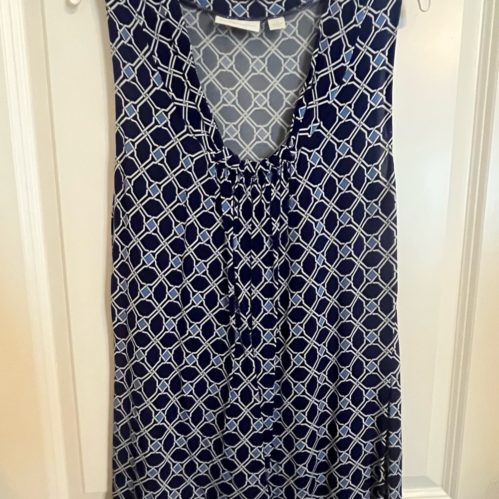 New York & Company Blue and White Patterned Blouse